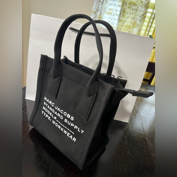 ❌SOLD❌NWT Marc Jacobs Canvas Crossbody Bag - Picture 5 of 8